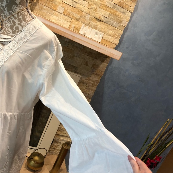 ‼️ONLY M LEFT Eyelet Bohemian Hobo Top‼️ - Picture 7 of 8